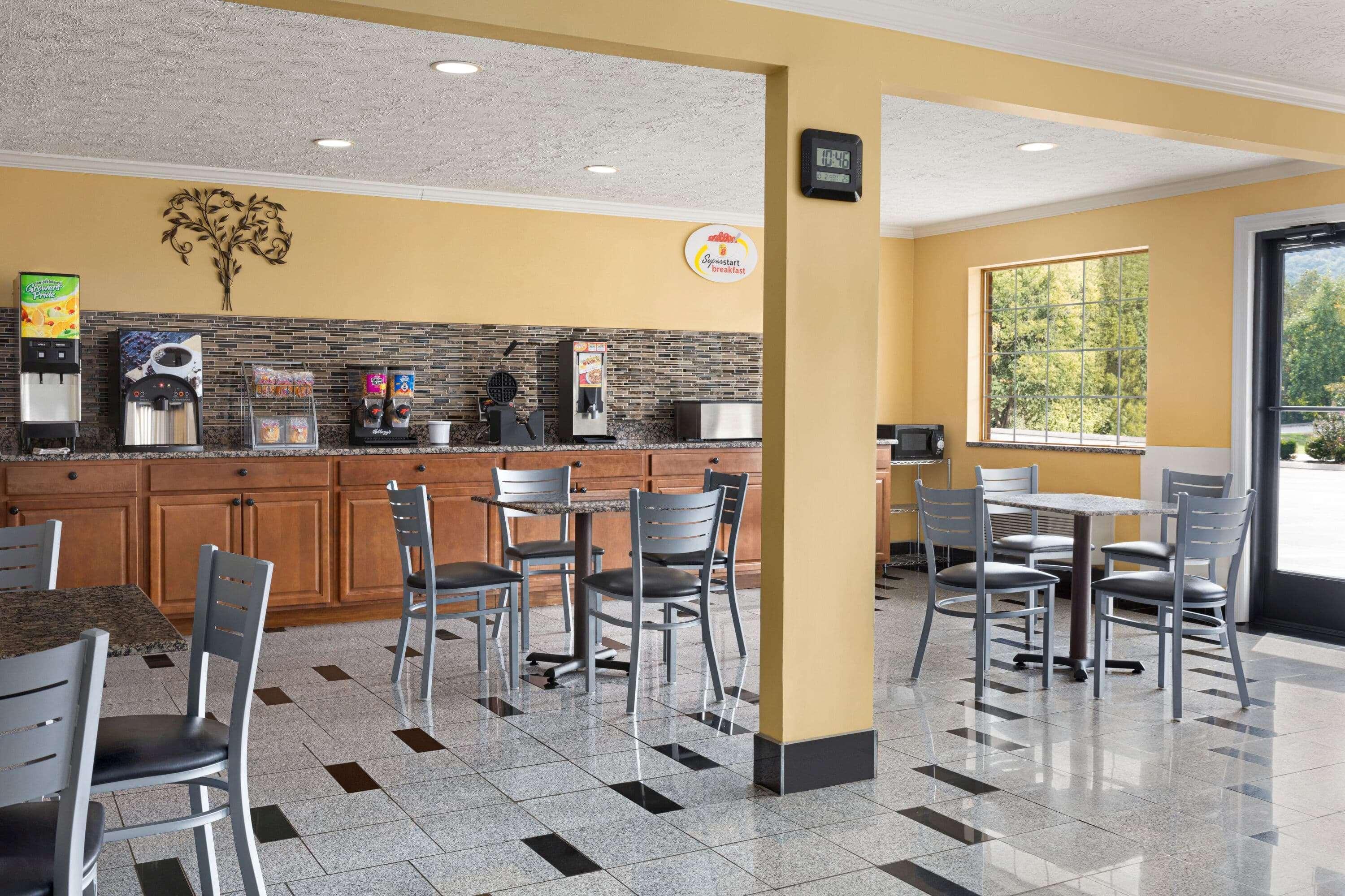 Super 8 By Wyndham Whites Creek/ Nashville Nw Area Exterior photo
