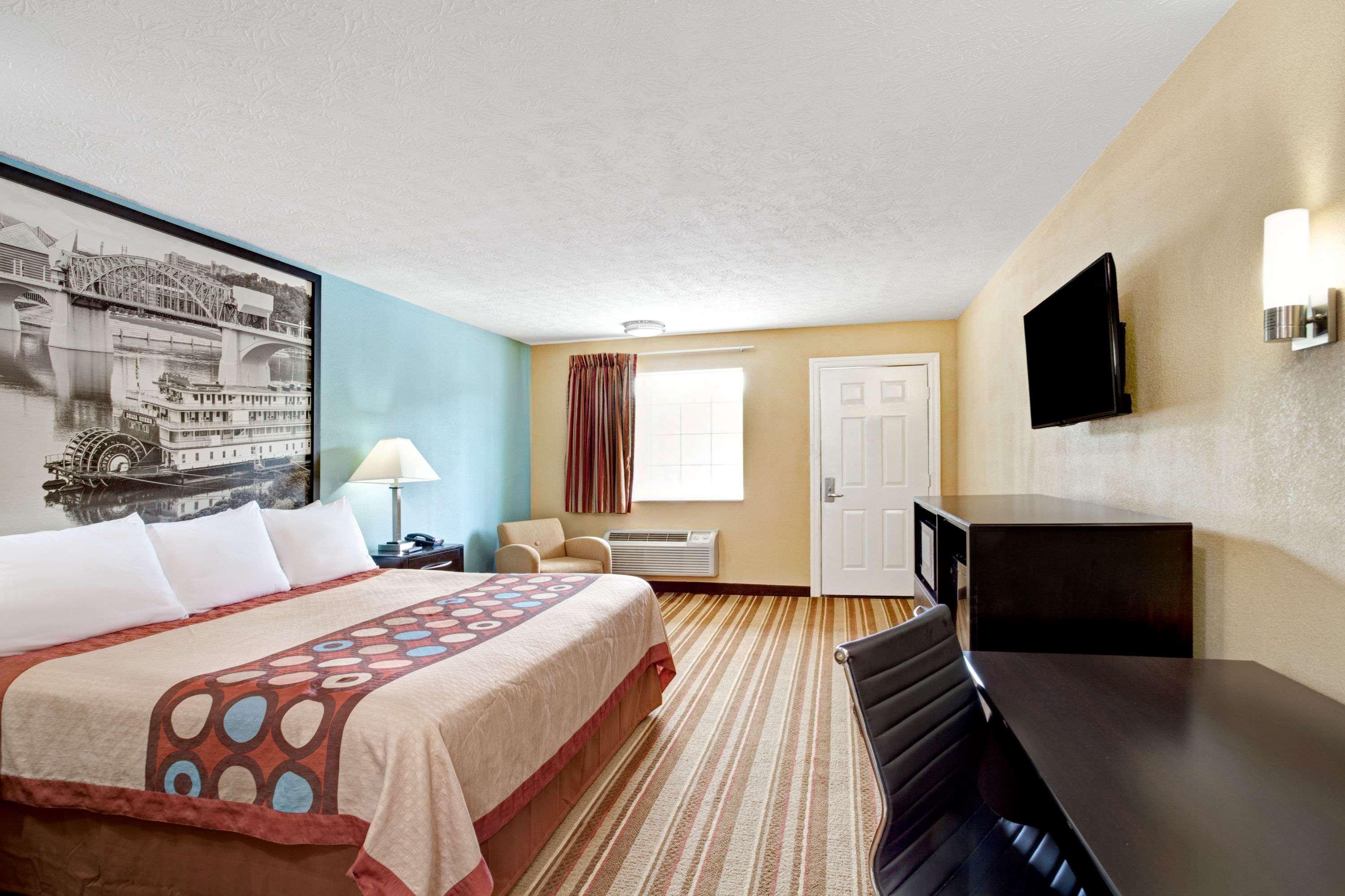 Super 8 By Wyndham Whites Creek/ Nashville Nw Area Exterior photo